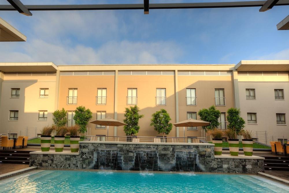 City Lodge Hotel At Or Tambo International Airport Kempton Park Eksteriør billede