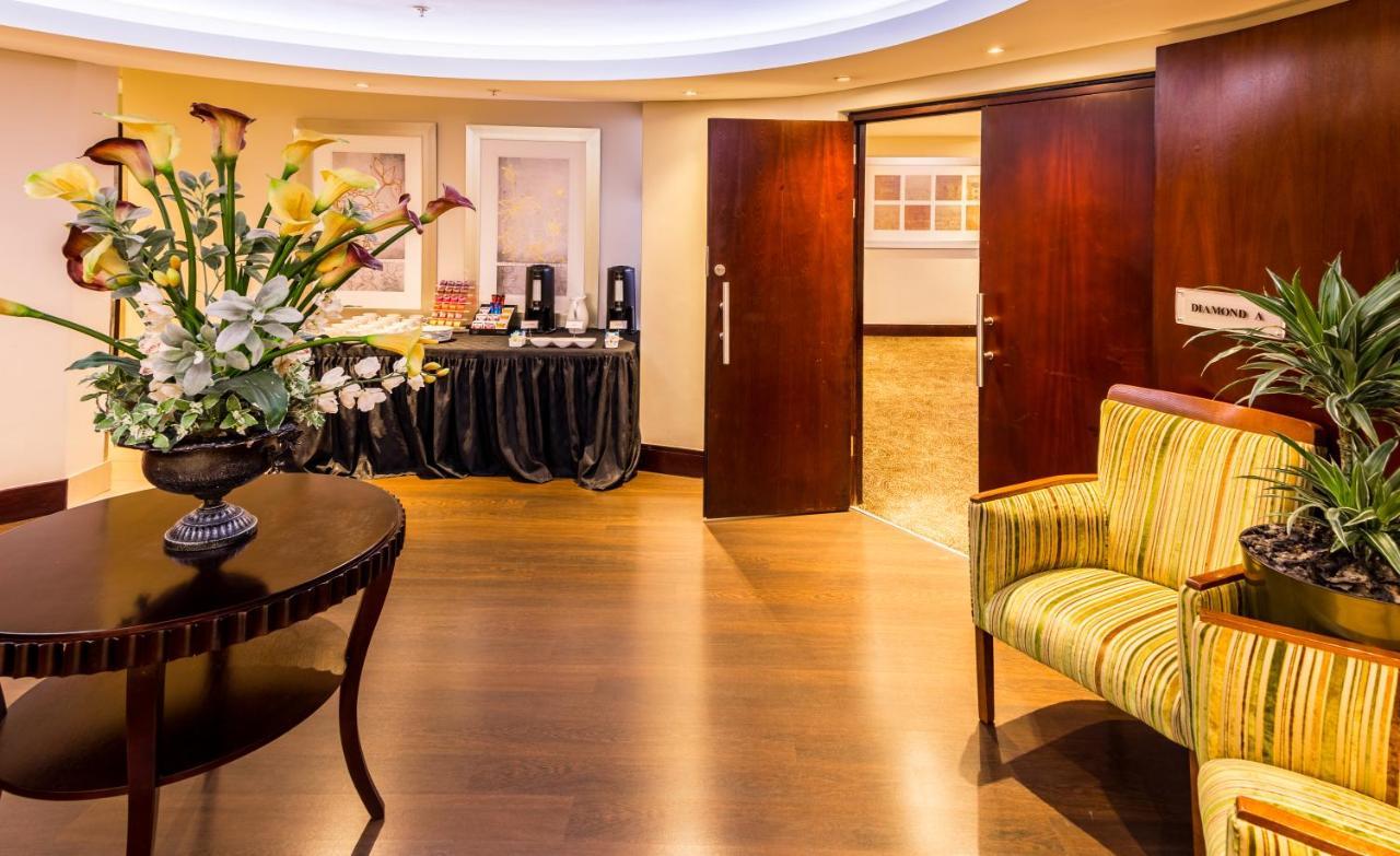 City Lodge Hotel At Or Tambo International Airport Kempton Park Eksteriør billede